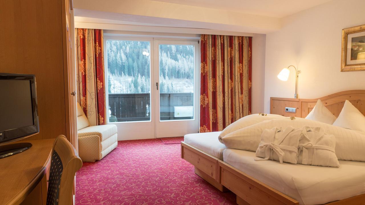 Haus Battisti Hotell Sankt Anton am Arlberg Exteriör bild